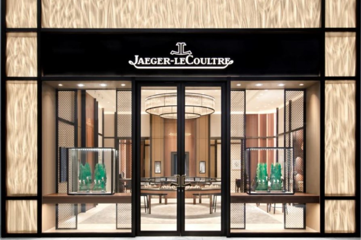 Jaeger Lecoultre  Luxury Watches and Swiss Clocks at The Dubai Mall